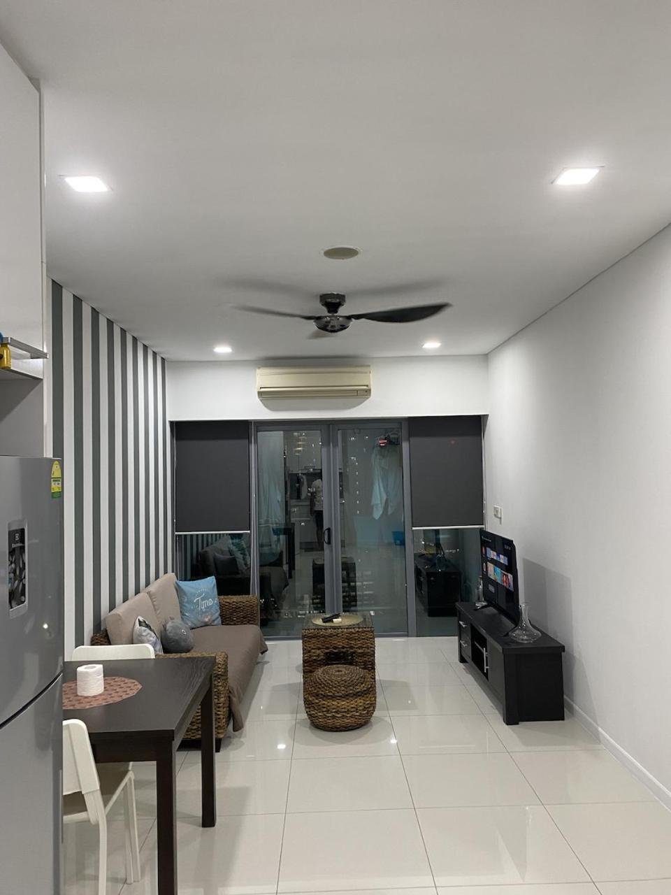 Mercu Summer Suites Klcc By Minutepointhome Kuala Lumpur Exteriör bild