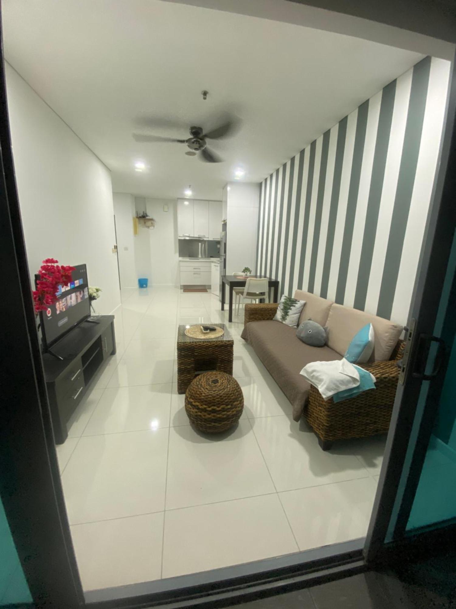 Mercu Summer Suites Klcc By Minutepointhome Kuala Lumpur Exteriör bild
