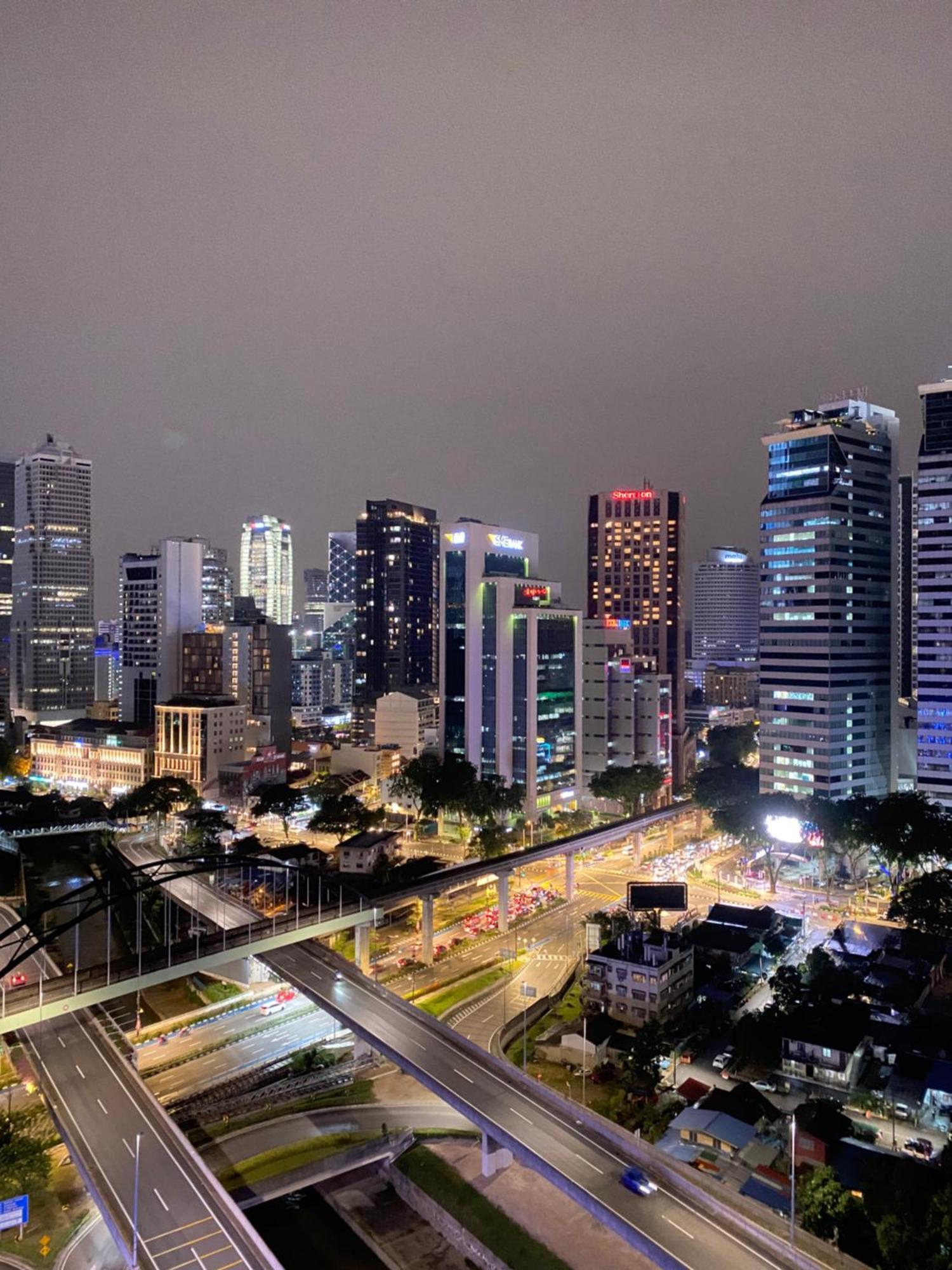 Mercu Summer Suites Klcc By Minutepointhome Kuala Lumpur Exteriör bild
